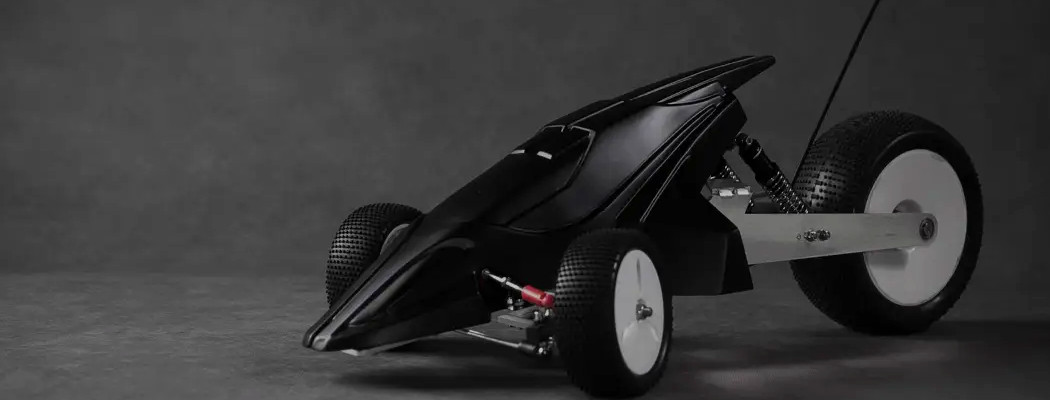 Making a remote-controlled car using a 3D printer